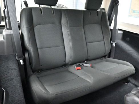 Used 2019 Jeep Wrangler Sport image 36