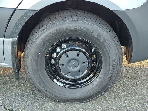 New 2025 Mercedes-Benz Sprinter 2500 image 5