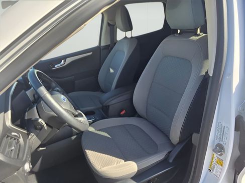 Used 2020 Ford Escape SE Sport image 25