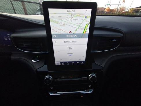 Used 2021 Ford Explorer Platinum w/ Equipment Group 601A image 42