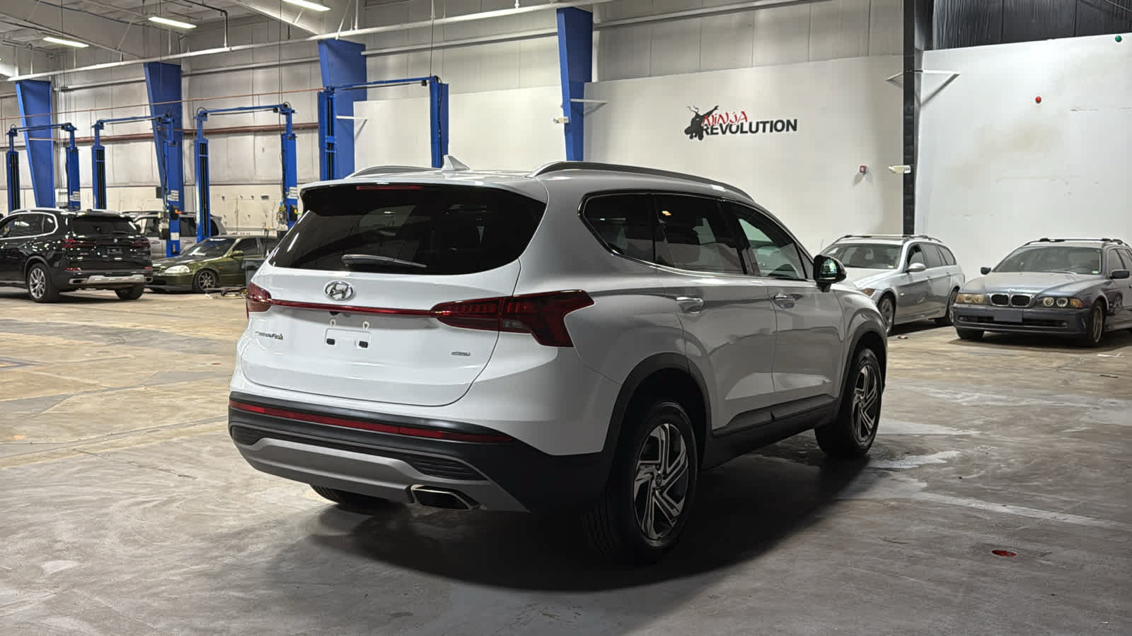 Used 2023 Hyundai Santa Fe SEL AWD/4WD image 4