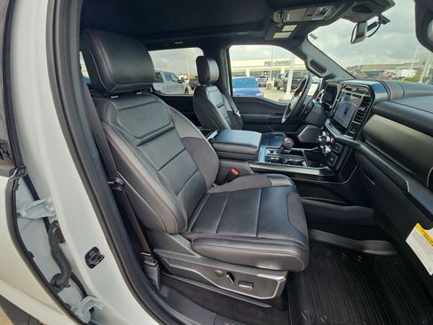Used 2025 Ford F150 Raptor AWD/4WD image 33