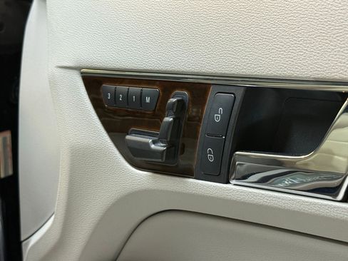 Used 2012 Mercedes-Benz E 350 E 350 image 41