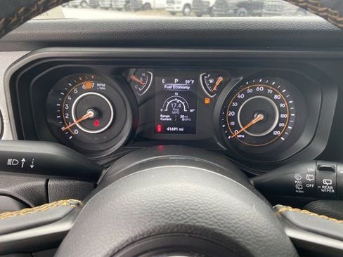Used 2024 Jeep Wrangler Sport S image 14