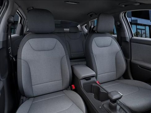 New 2026 Kia K4 FWD image 15