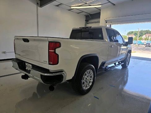 Used 2024 Chevrolet Silverado 2500 LTZ w/ LTZ Plus Package AWD/4WD image 6