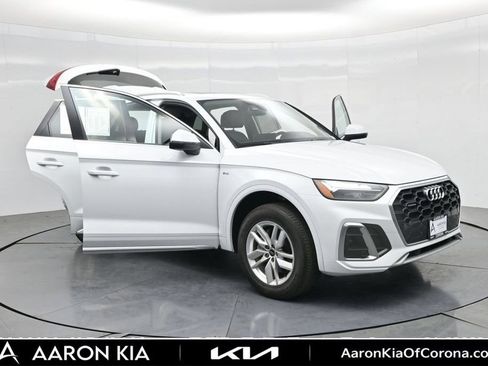 Used 2023 Audi Q5 2.0T Premium w/ Convenience Package AWD/4WD image 42