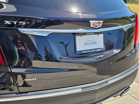 New 2026 Cadillac XT5 Luxury AWD/4WD image 14