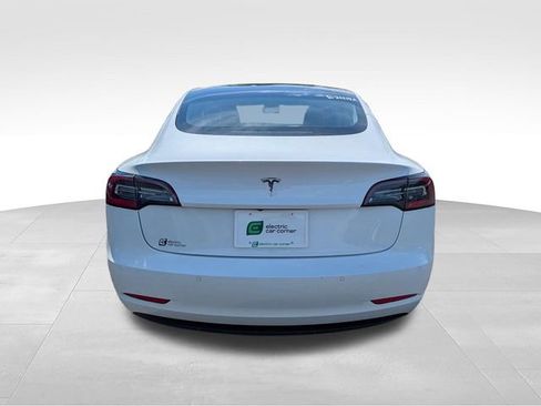 Used 2021 Tesla Model 3 Standard Range Plus RWD image 6