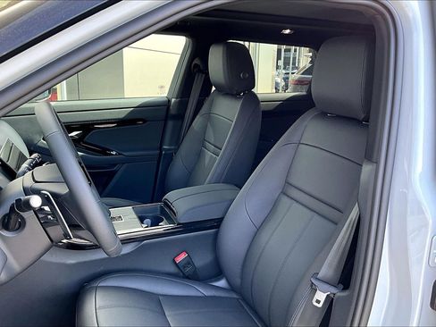 New 2026 Land Rover Range Rover Evoque S image 9