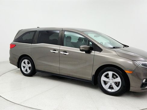 Used 2019 Honda Odyssey EX image 7