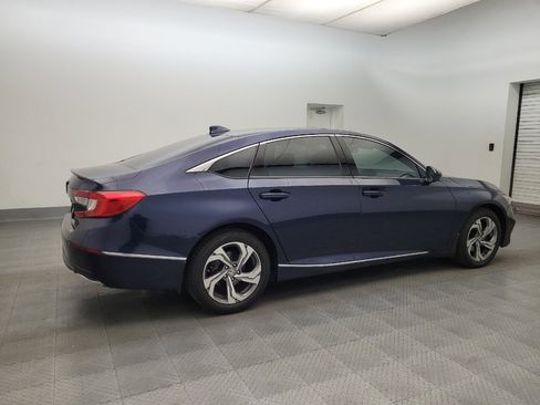 Used 2018 Honda Accord EX image 10