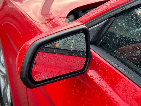 Used 2021 Ford Mustang EcoBoost image 20