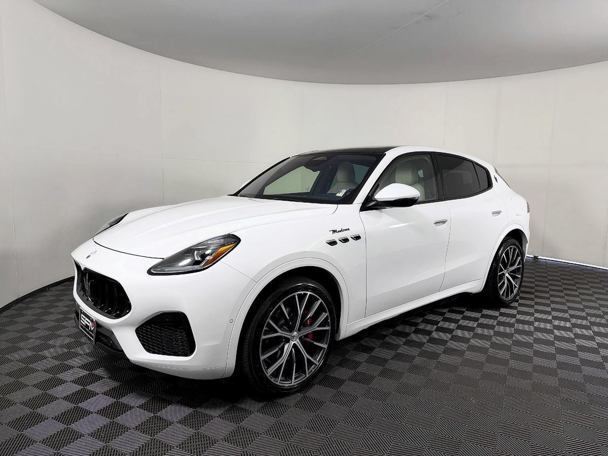 Used 2023 Maserati Grecale Modena AWD/4WD image 2