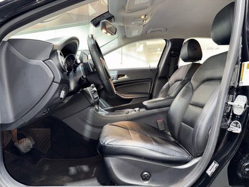 Used 2015 Mercedes-Benz GLA 250 4MATIC w/ Multimedia Package image 47