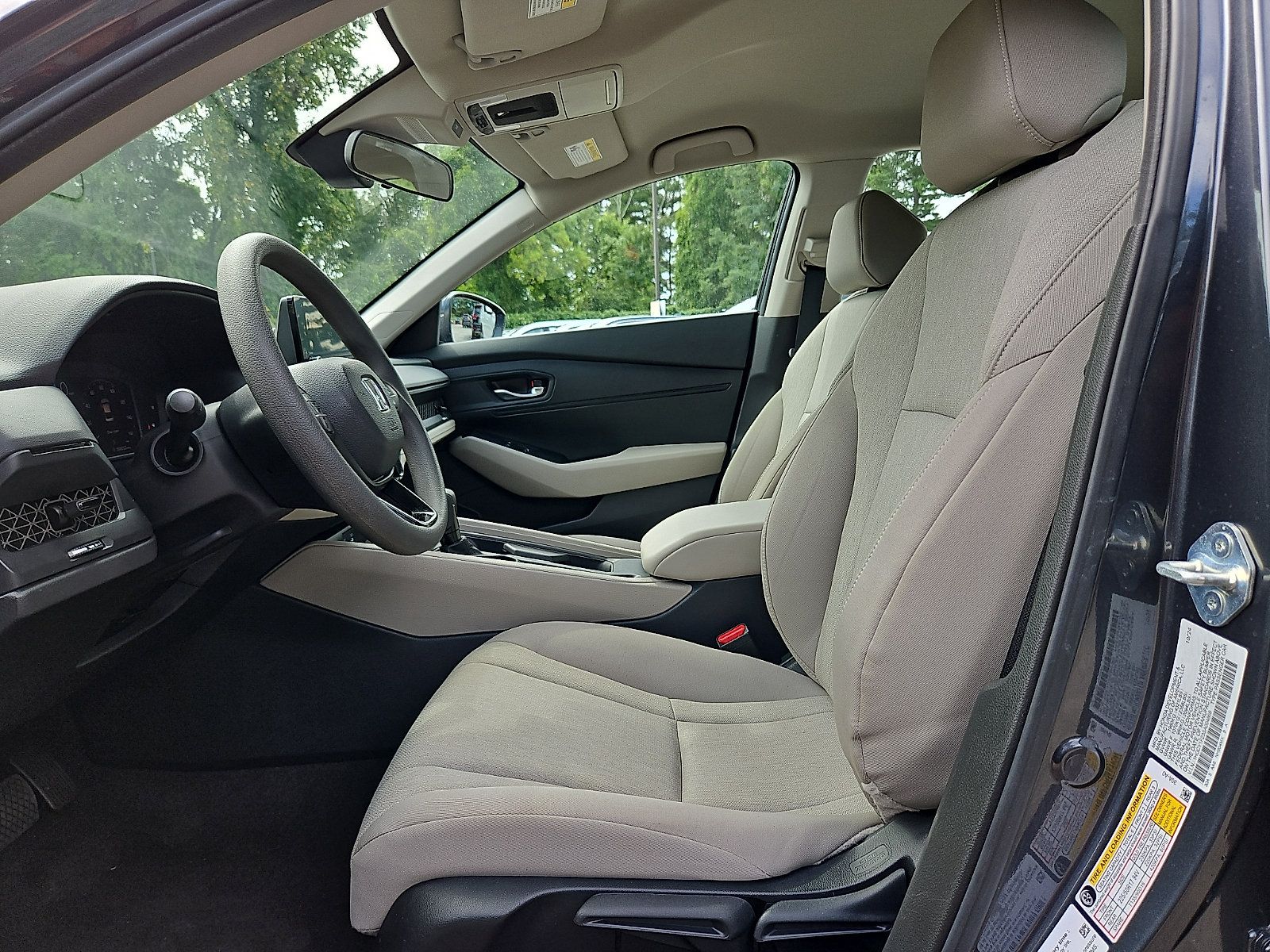 Used 2025 Honda Accord LX image 14