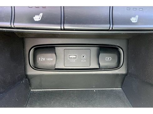 Used 2019 Hyundai Santa Fe Limited AWD/4WD image 16