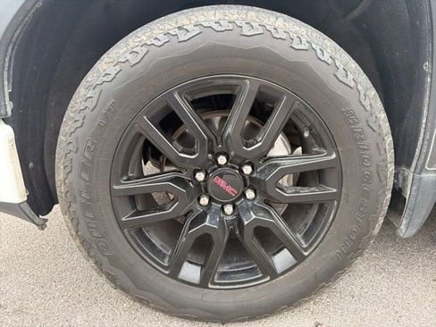 Used 2020 GMC Sierra 1500 Elevation w/ Elevation Value Package image 11