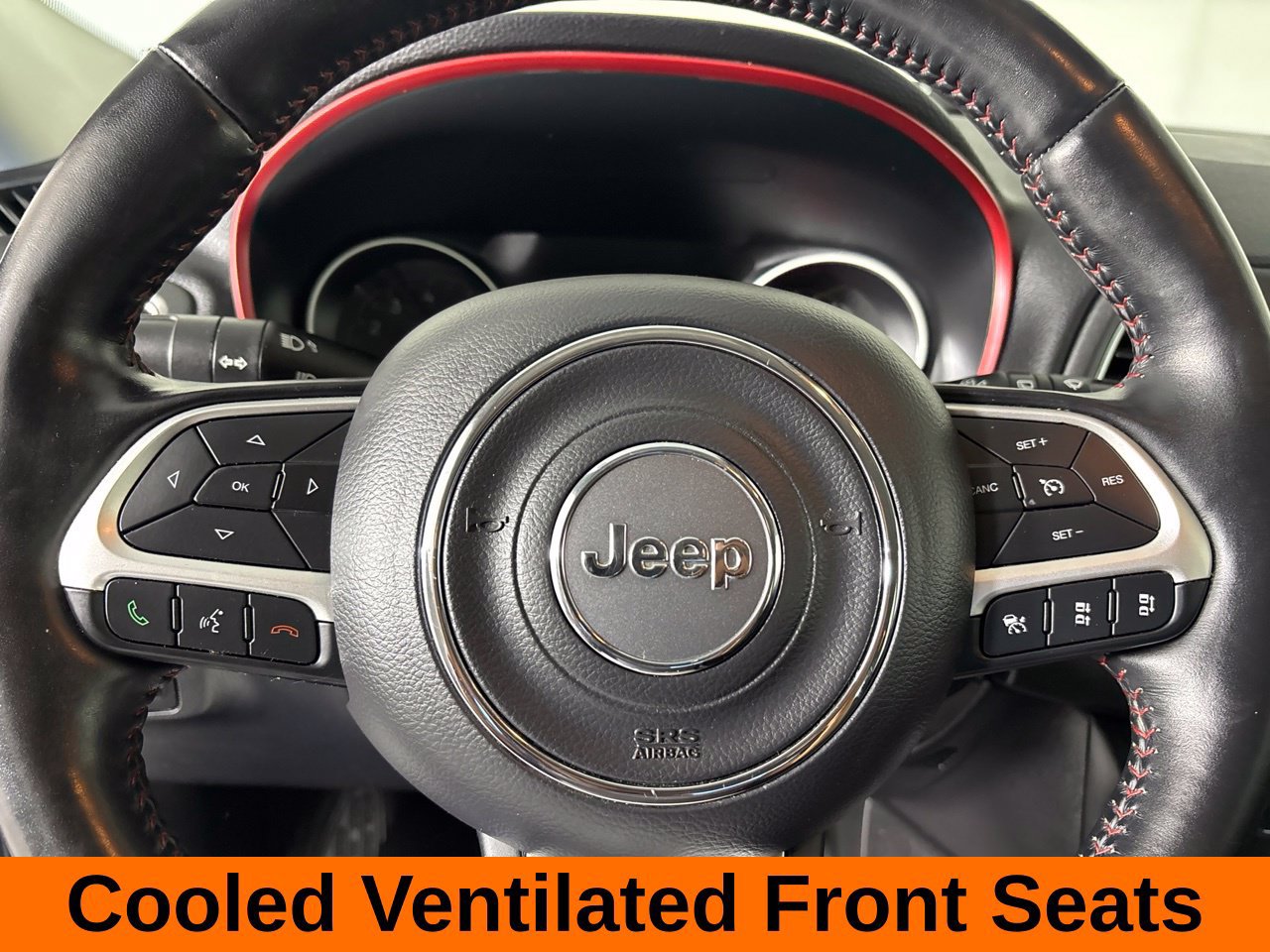 Used 2021 Jeep Compass Trailhawk w/ Sun and Sound Group AWD/4WD image 17