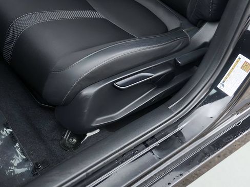 Used 2020 Honda Civic Sport image 11