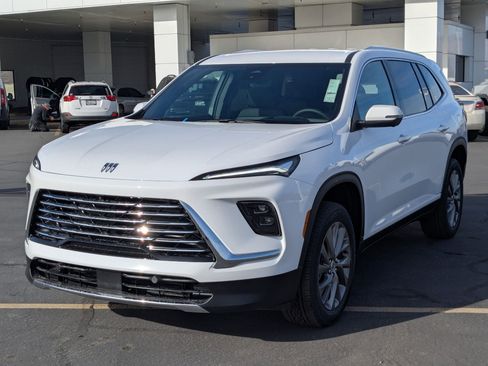 New 2026 Buick Enclave Preferred w/ Power Package image 9