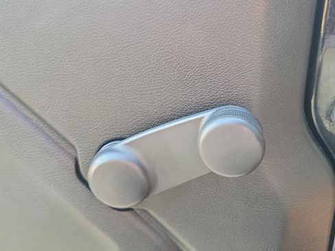 Used 2022 Jeep Gladiator Sport image 25