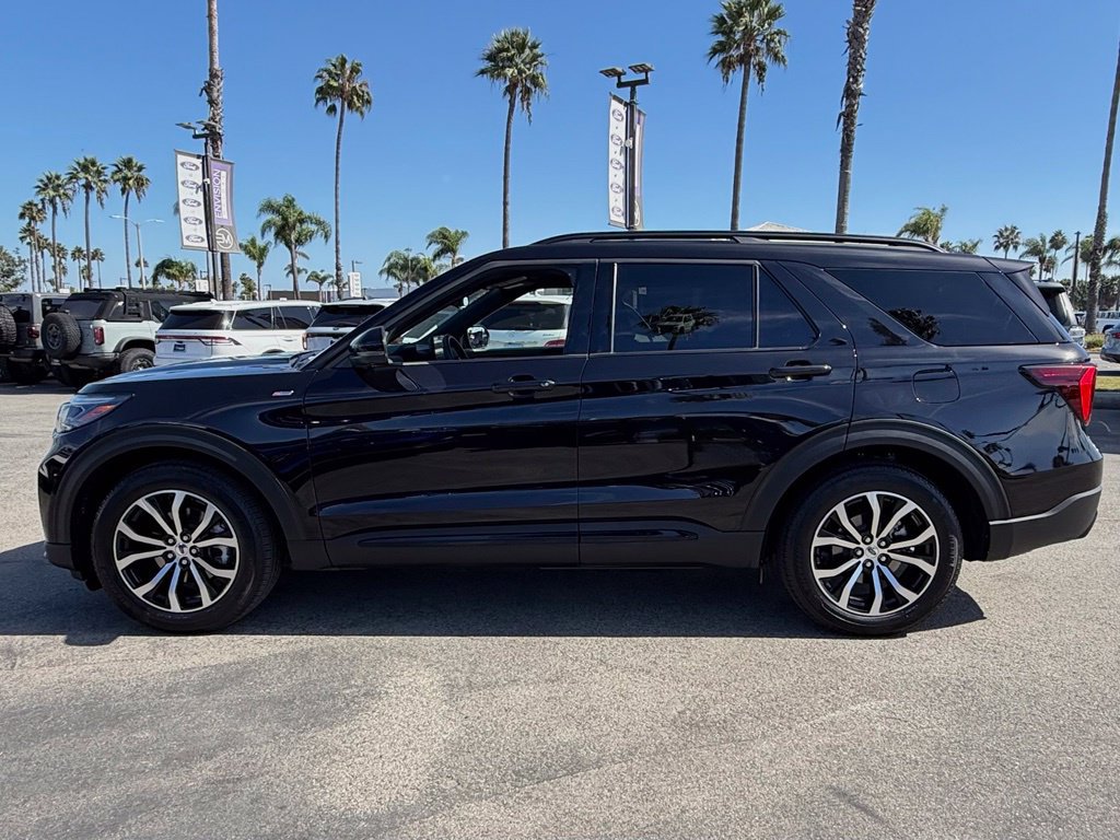 Used 2026 Ford Explorer ST-Line RWD image 5