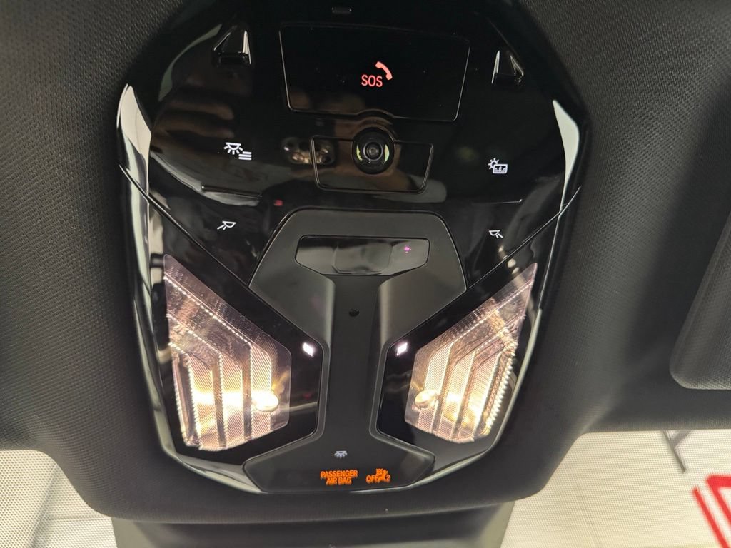 Used 2024 BMW iX xDrive50 w/ Premium Package AWD/4WD image 22