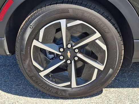 Used 2026 Chevrolet Equinox EV LT w/ Comfort Package FWD image 34