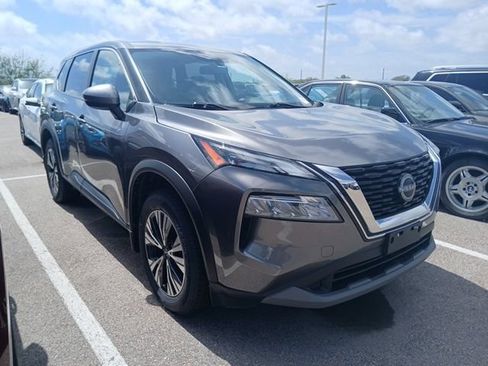 Used 2023 Nissan Rogue SV FWD image 1
