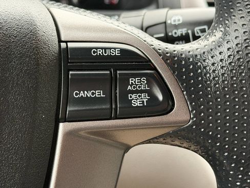 Used 2015 Honda Odyssey EX image 35