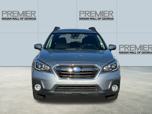 Used 2018 Subaru Outback 2.5i Premium image 2