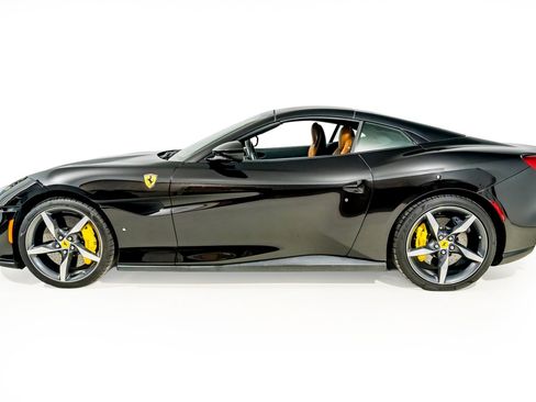 Used 2023 Ferrari Portofino M image 3