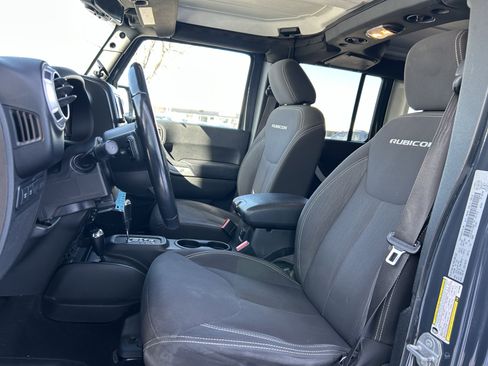 Used 2017 Jeep Wrangler Unlimited Rubicon image 19