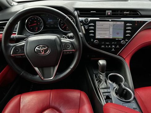 Used 2018 Toyota Camry XSE w/ Driver Assist Package FWD image 12