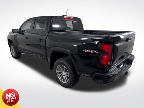 Used 2025 Chevrolet Colorado LT w/ LT Convenience Package AWD/4WD image 6