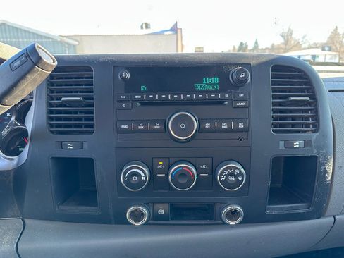 Used 2011 Chevrolet Silverado 3500 W/T image 12