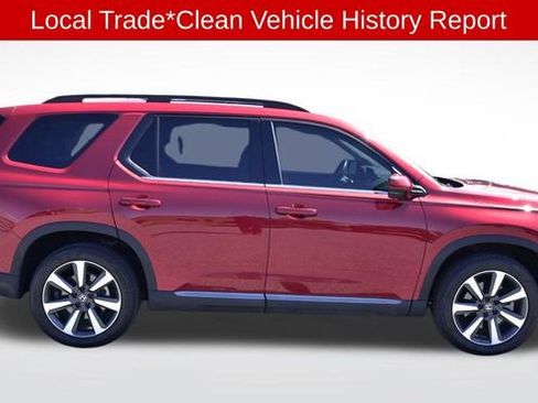 Used 2023 Honda Pilot Touring image 5