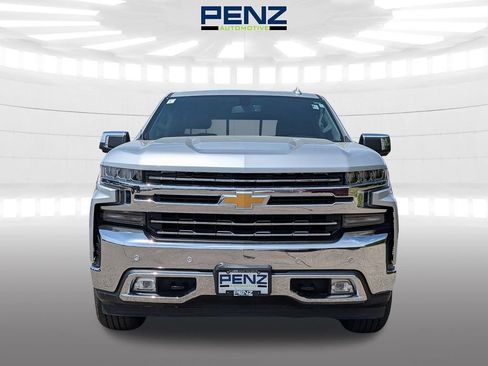Used 2020 Chevrolet Silverado 1500 LTZ w/ LTZ Plus Package AWD/4WD image 2
