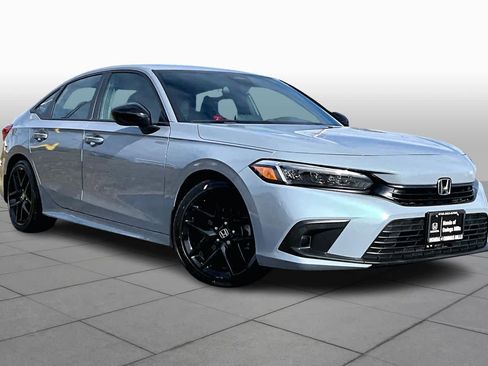 Used 2023 Honda Civic Sport image 2