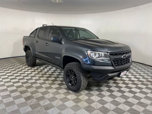 Used 2018 Chevrolet Colorado ZR2 w/ ZR2 Dusk Special Edition AWD/4WD image 17