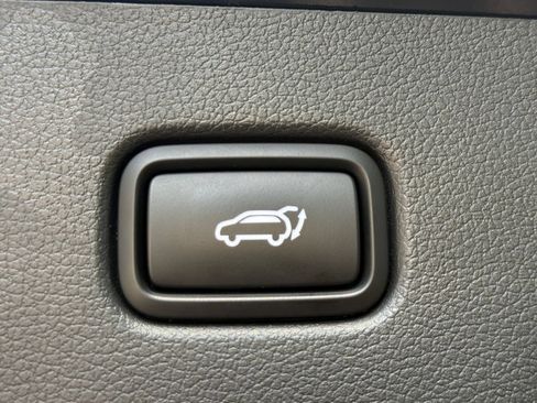Used 2025 Hyundai Palisade SEL FWD image 22