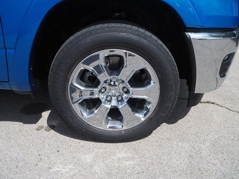 Certified 2025 RAM 1500 Lone Star image 5