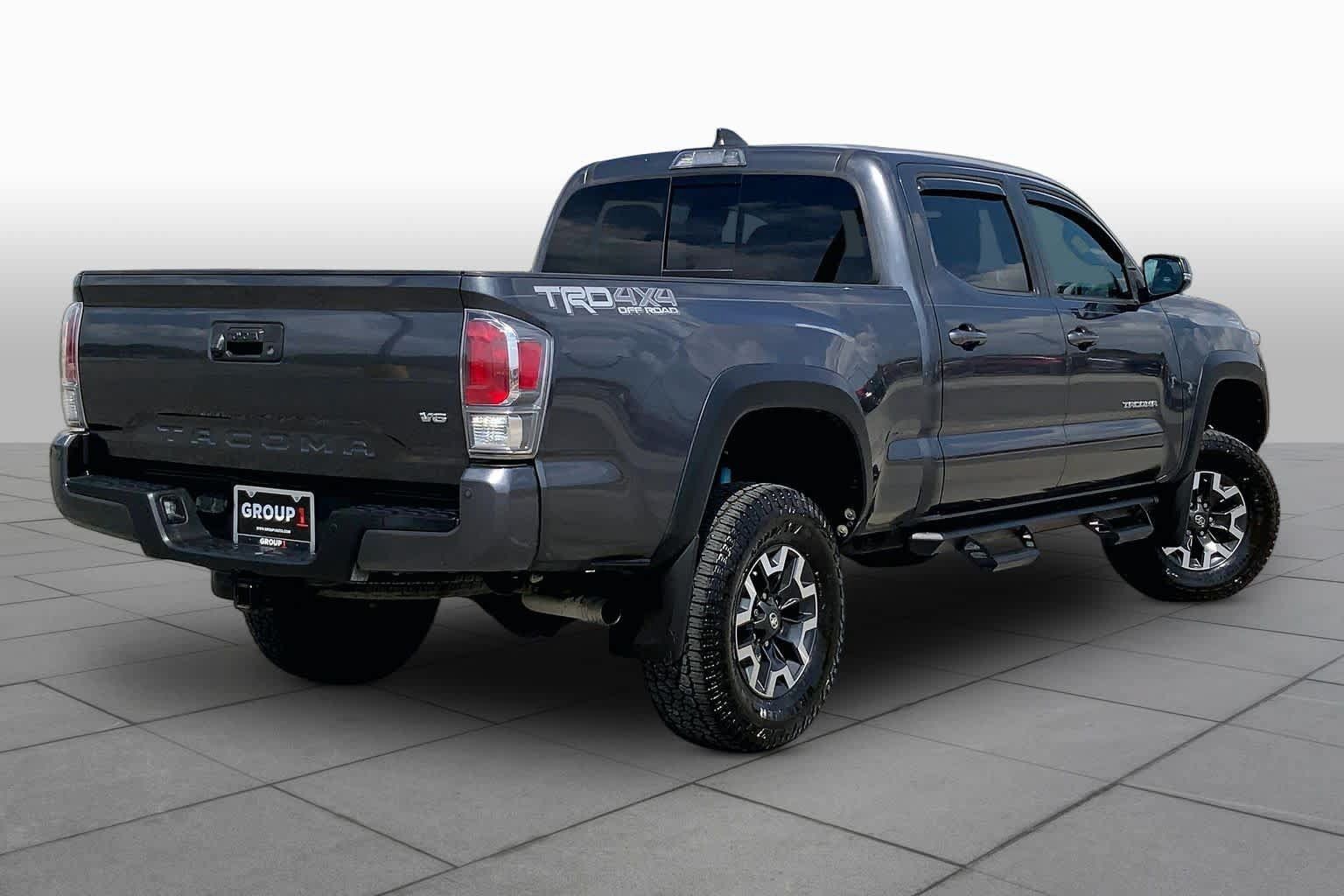 Used 2020 Toyota Tacoma TRD Off-Road w/ Technology Package AWD/4WD image 13