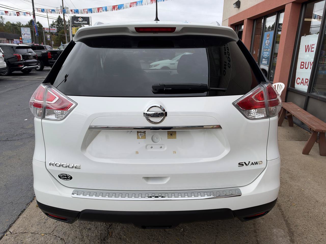 Used 2015 Nissan Rogue SV w/ SV Premium Package AWD/4WD image 5