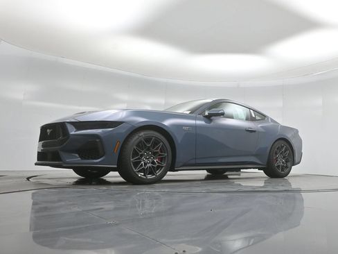 New 2026 Ford Mustang GT Premium w/ GT Performance Package RWD image 39