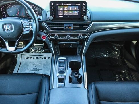 Used 2018 Honda Accord Sport image 12