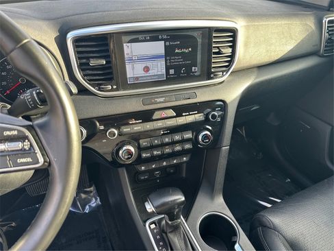 Used 2021 Kia Sportage EX w/ EX Technology Package image 14