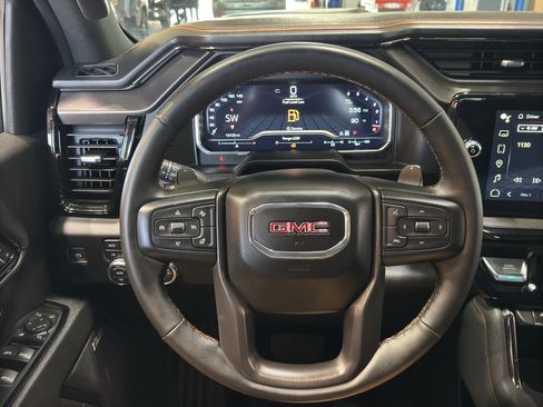 Used 2023 GMC Sierra 1500 AT4 w/ AT4 Premium Package AWD/4WD image 27