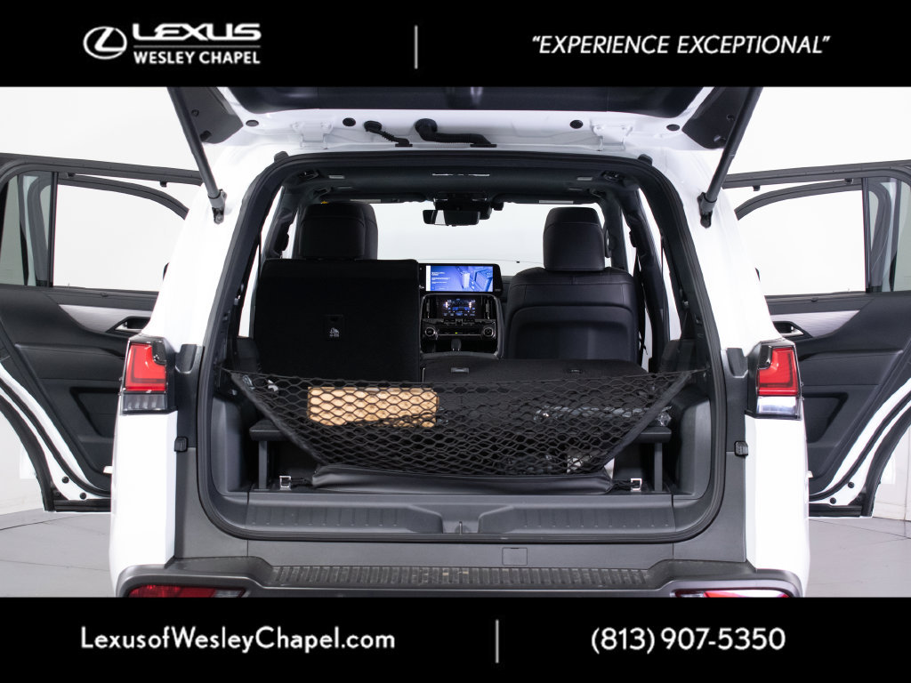 Certified 2026 Lexus LX 700h F Sport AWD/4WD image 12